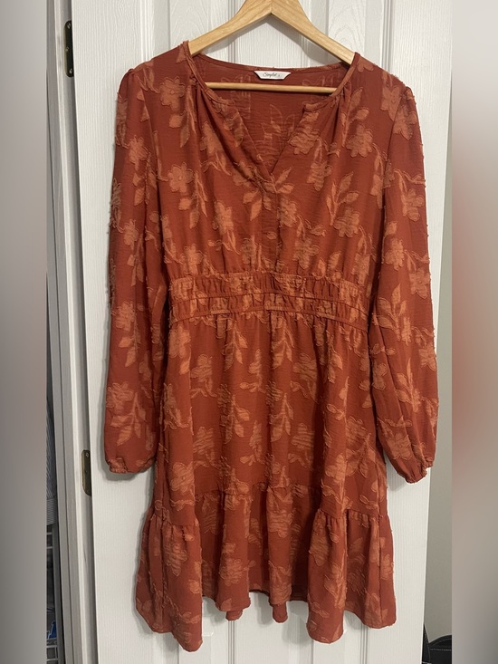 simplee Dresses & Skirts - Women’s Simplee Rust Floral Burnout V-Neck Dress with pockets
